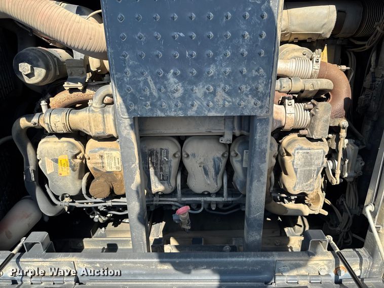 image for item YA1196 2019 Doosan DX530LC-5 excavator