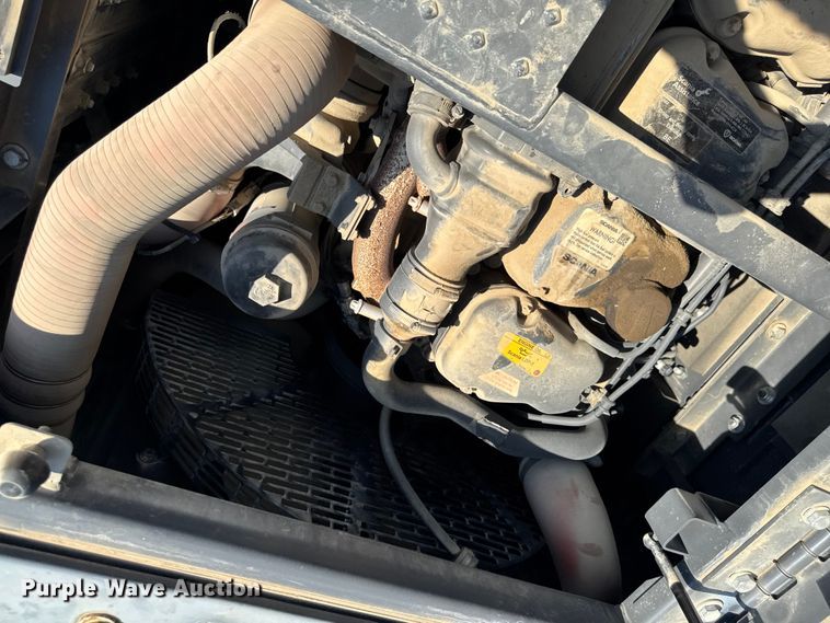 image for item YA1196 2019 Doosan DX530LC-5 excavator