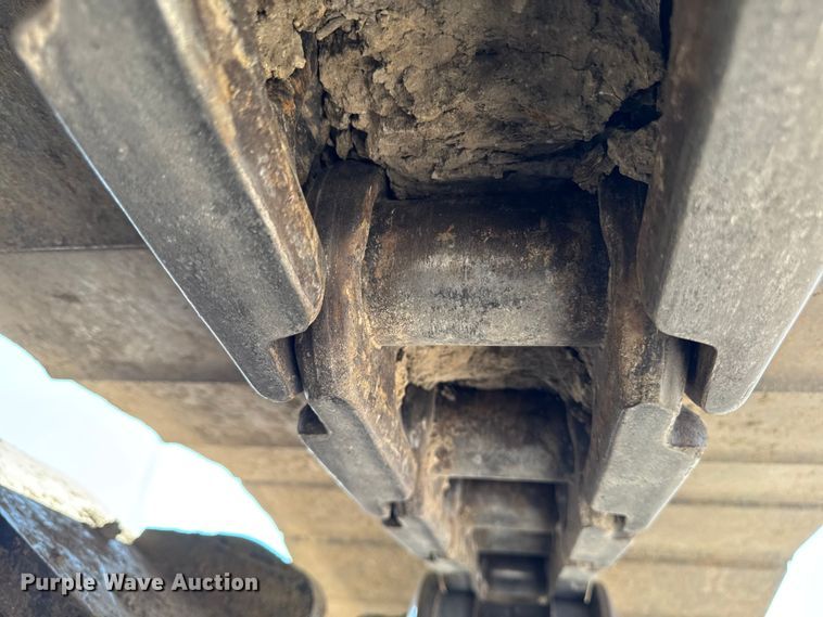 image for item YA1196 2019 Doosan DX530LC-5 excavator