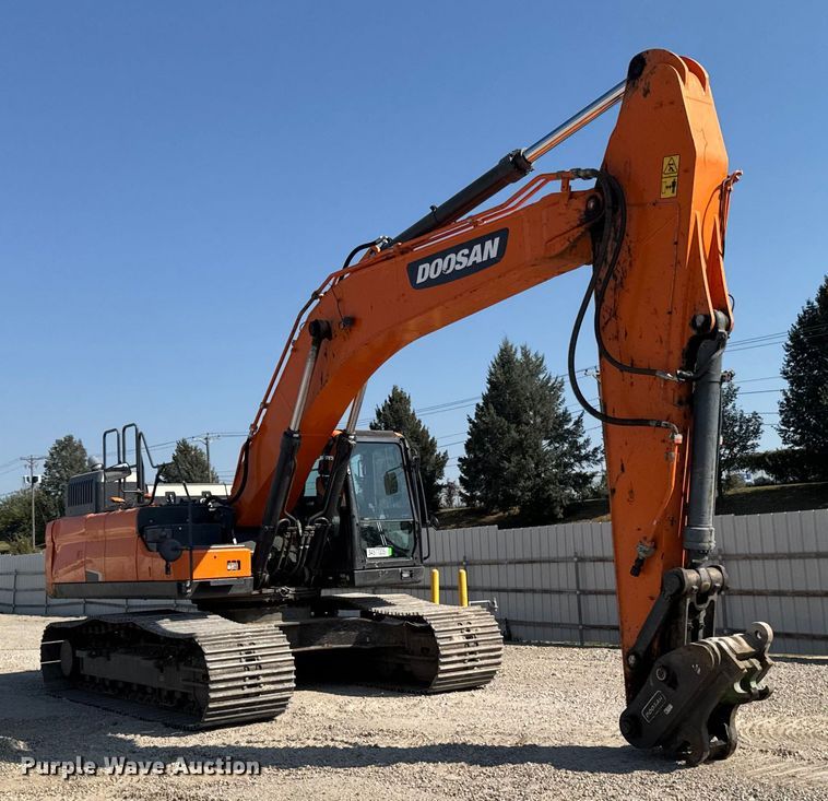 image for item YA1197 2020 Doosan DX350LC-5 excavator