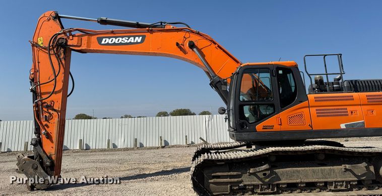 image for item YA1197 2020 Doosan DX350LC-5 excavator