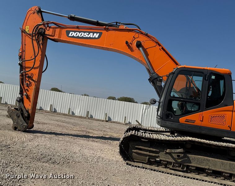 image for item YA1197 2020 Doosan DX350LC-5 excavator