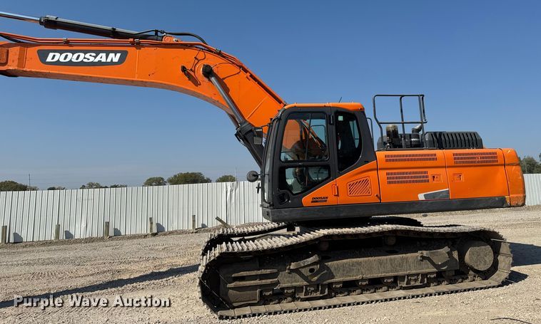 image for item YA1197 2020 Doosan DX350LC-5 excavator