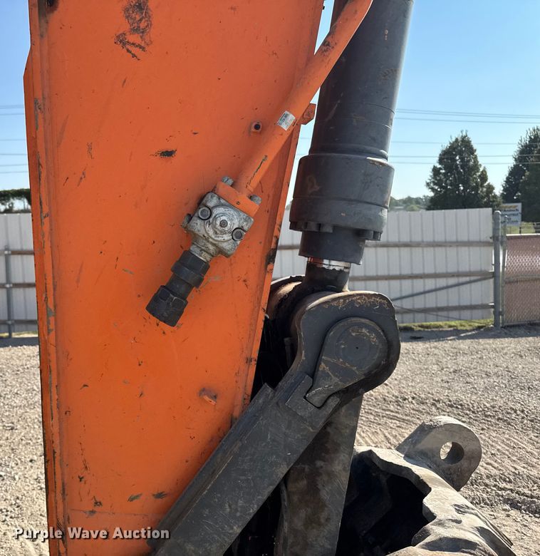 image for item YA1197 2020 Doosan DX350LC-5 excavator