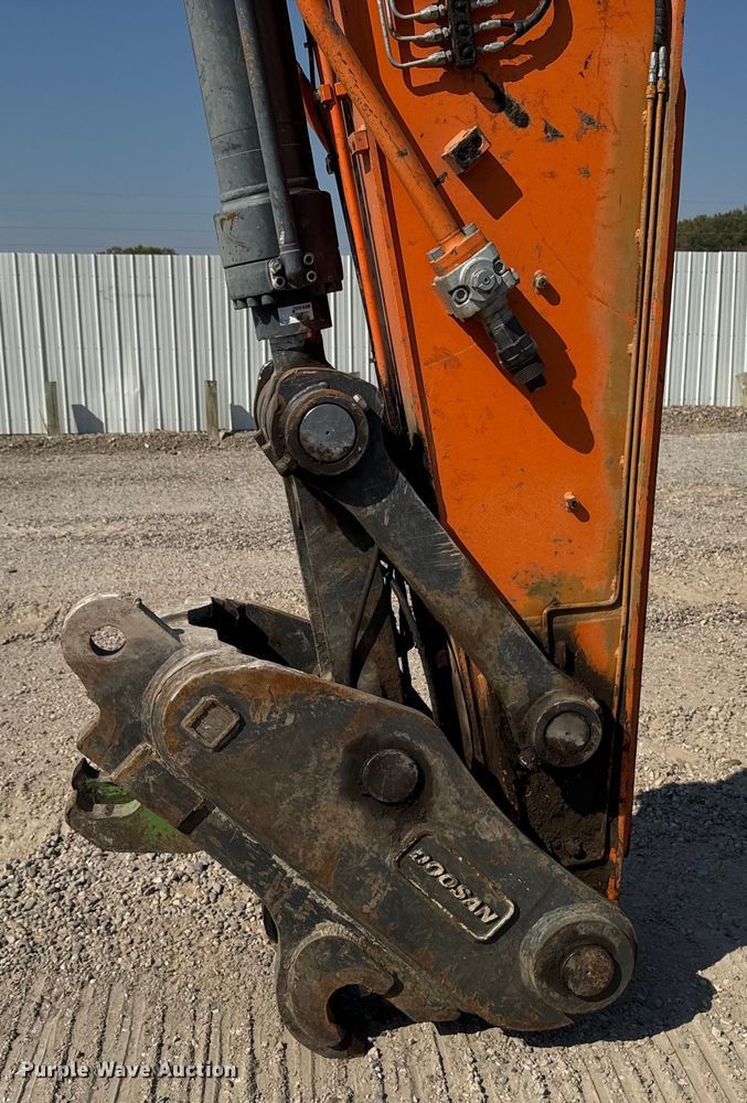 image for item YA1197 2020 Doosan DX350LC-5 excavator