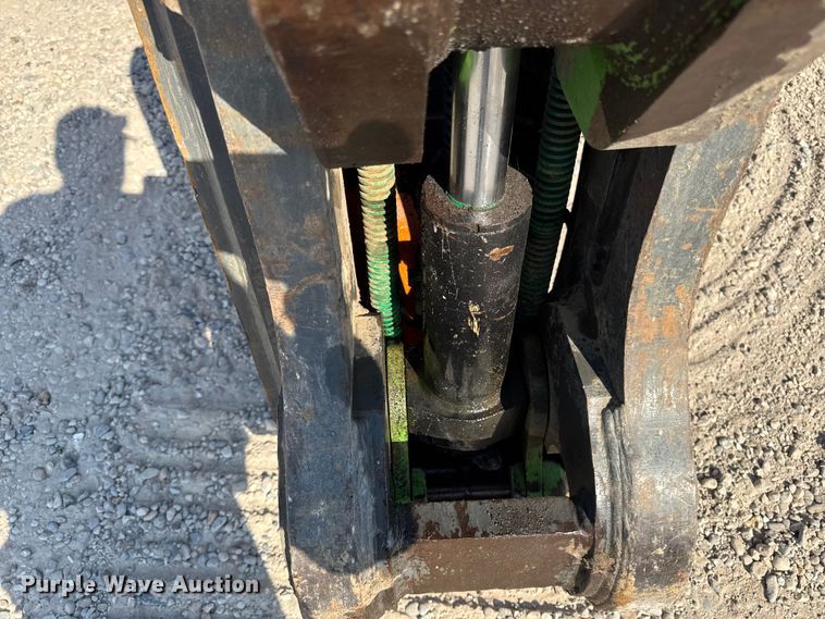 image for item YA1197 2020 Doosan DX350LC-5 excavator