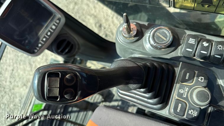 image for item YA1197 2020 Doosan DX350LC-5 excavator