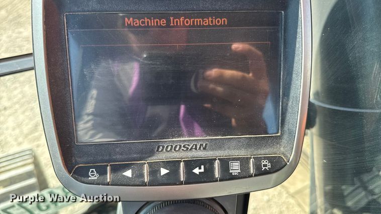 image for item YA1197 2020 Doosan DX350LC-5 excavator