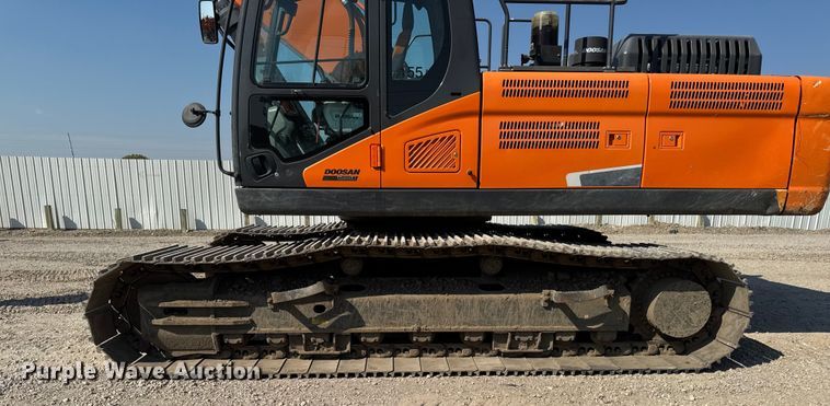 image for item YA1197 2020 Doosan DX350LC-5 excavator