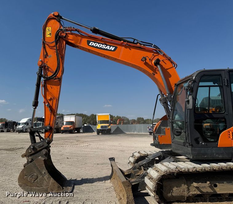 image for item YA1213 2021 Doosan DX140LCR-5 excavator