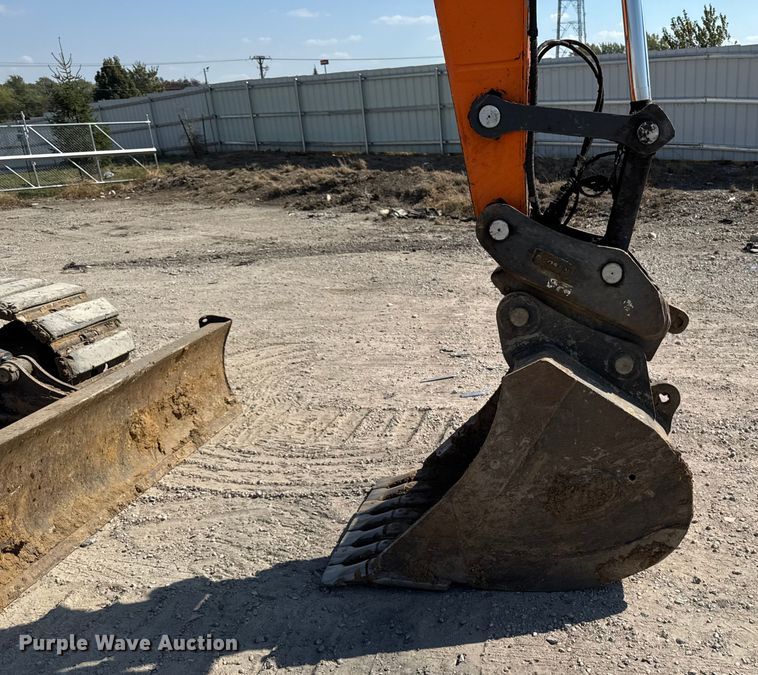 image for item YA1213 2021 Doosan DX140LCR-5 excavator