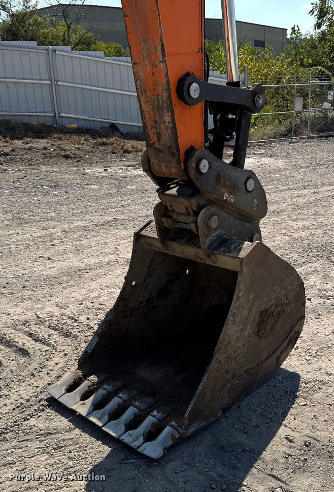 image for item YA1213 2021 Doosan DX140LCR-5 excavator