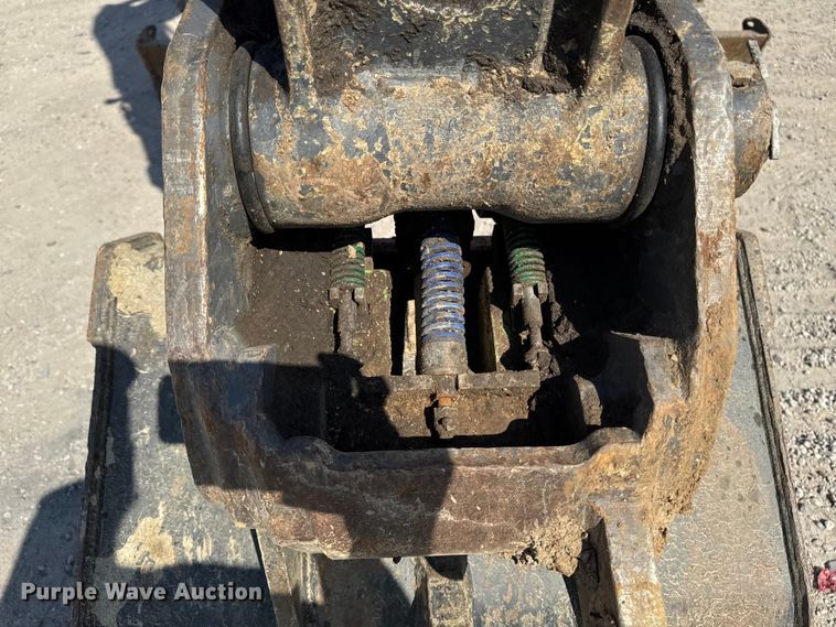 image for item YA1213 2021 Doosan DX140LCR-5 excavator