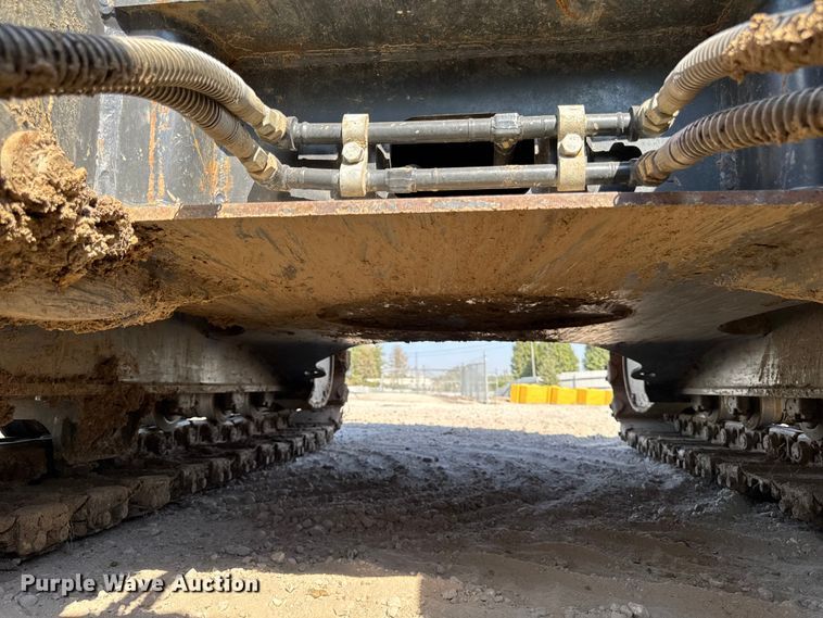 image for item YA1213 2021 Doosan DX140LCR-5 excavator