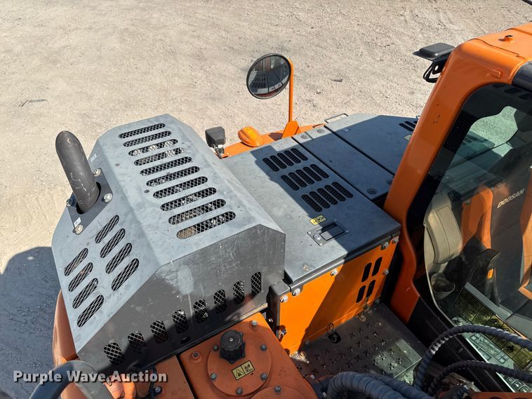 image for item YA1213 2021 Doosan DX140LCR-5 excavator