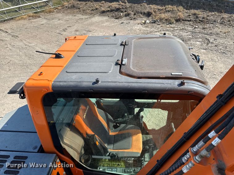 image for item YA1213 2021 Doosan DX140LCR-5 excavator
