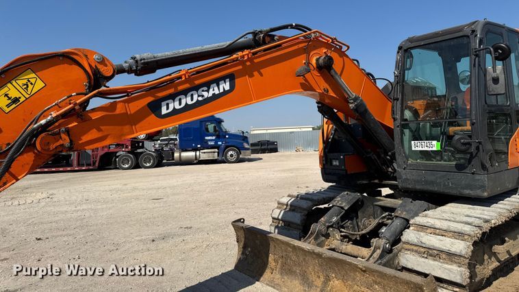 image for item YA1213 2021 Doosan DX140LCR-5 excavator