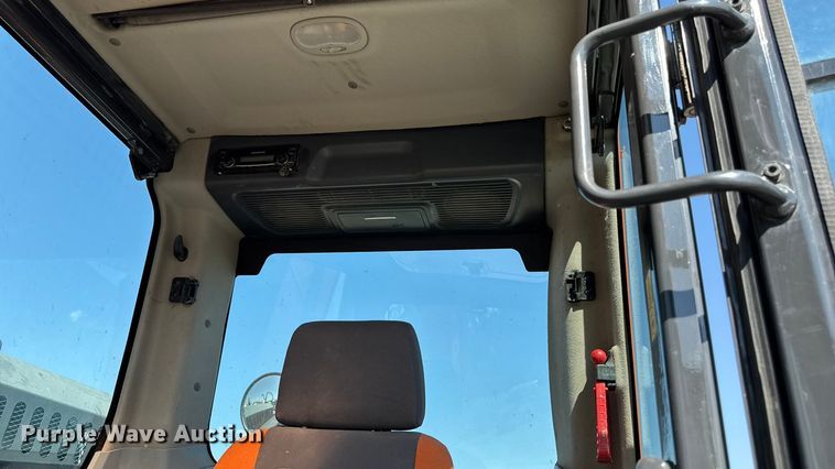 image for item YA1213 2021 Doosan DX140LCR-5 excavator
