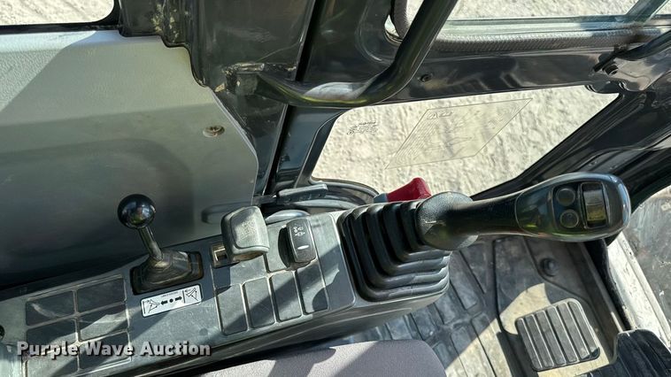 image for item YA1213 2021 Doosan DX140LCR-5 excavator
