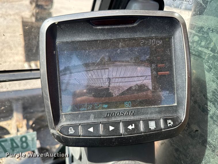 image for item YA1213 2021 Doosan DX140LCR-5 excavator