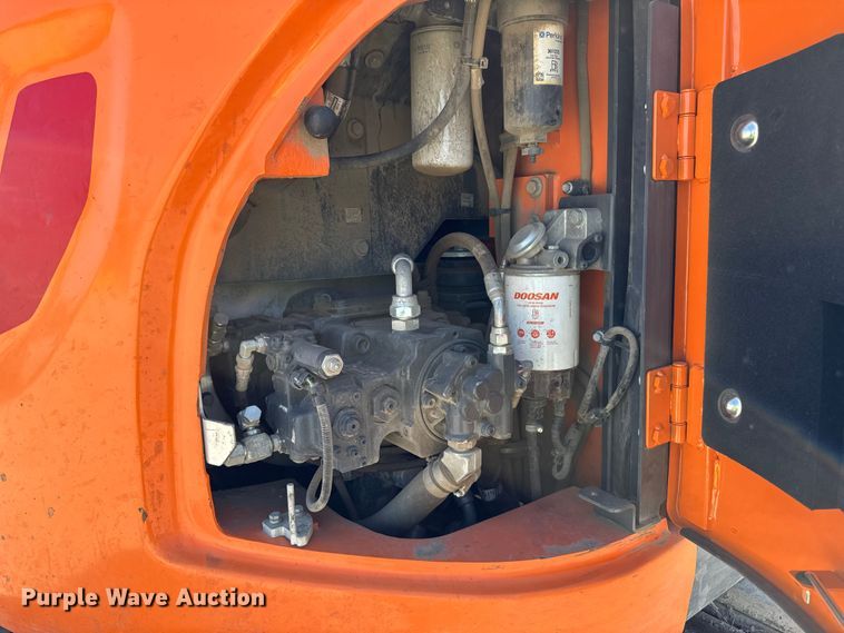 image for item YA1213 2021 Doosan DX140LCR-5 excavator