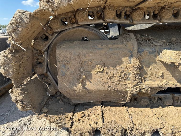 image for item YA1213 2021 Doosan DX140LCR-5 excavator