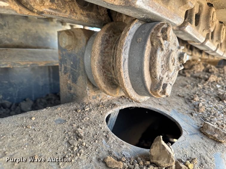 image for item YA1213 2021 Doosan DX140LCR-5 excavator