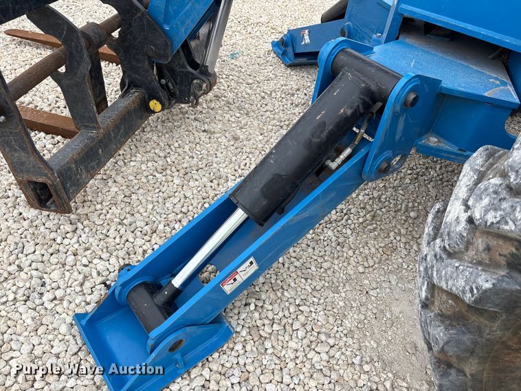 image for item YA1427 2020 Genie GTH-1056 telehandler