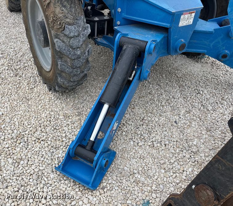 image for item YA1427 2020 Genie GTH-1056 telehandler