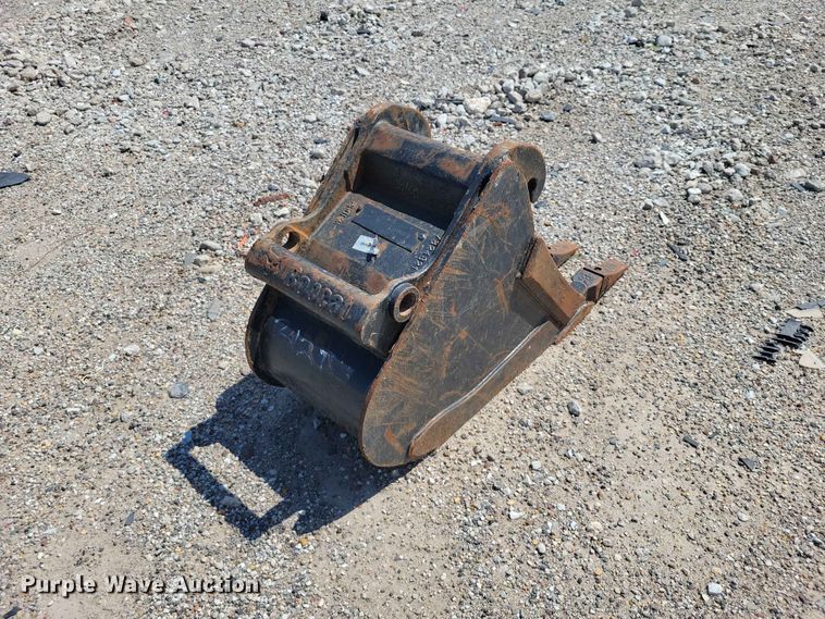 image for item YA1549 Bobcat mini excavator bucket