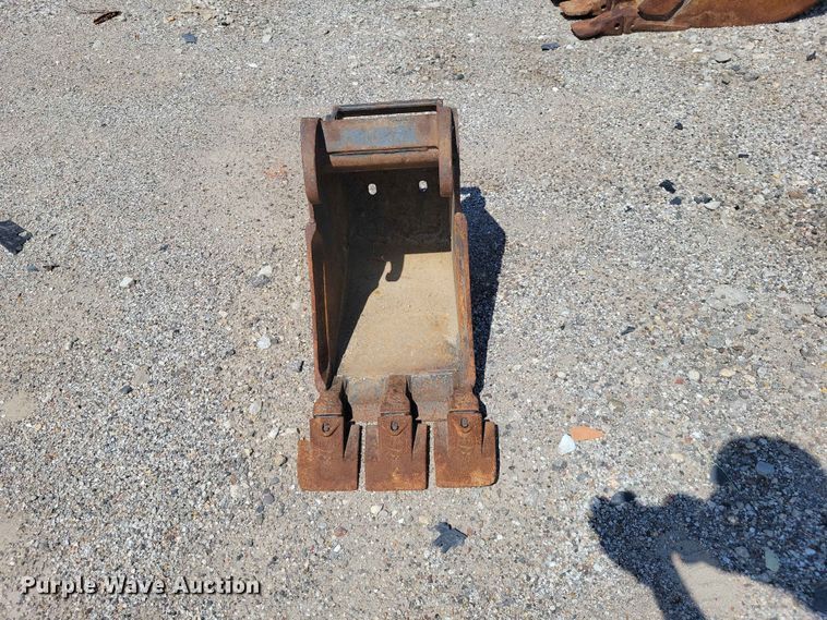 image for item YA1550 Bobcat mini excavator bucket