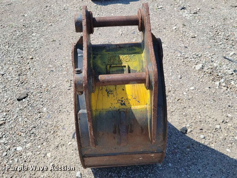 image for item YA1551 Strickland mini excavator bucket