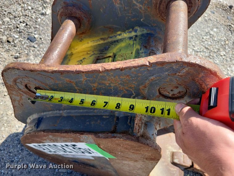 image for item YA1551 Strickland mini excavator bucket