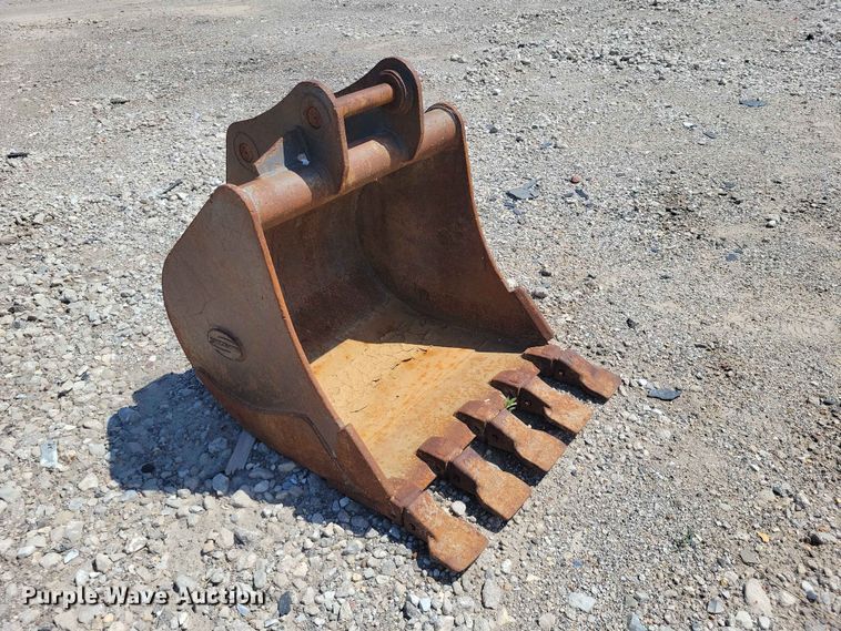 image for item YA1552 Strickland mini excavator bucket