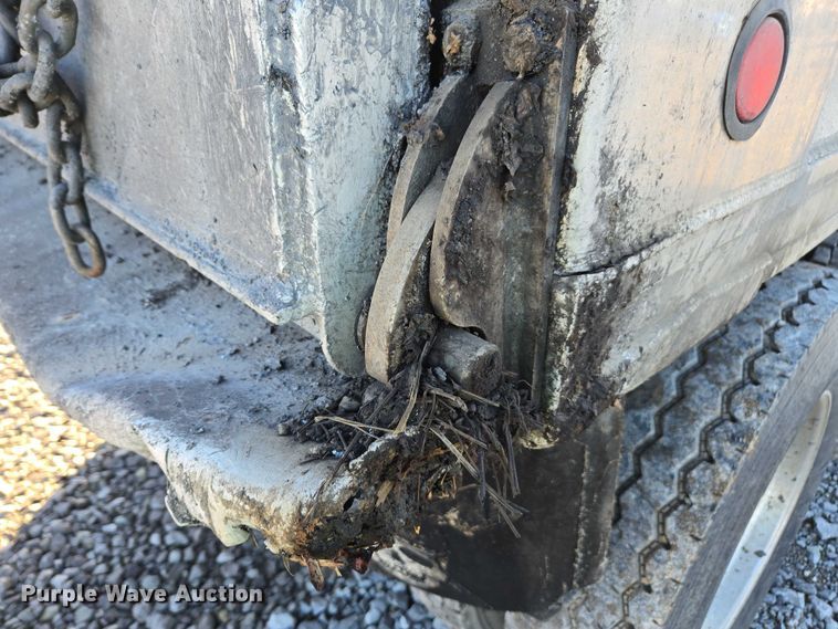 image for item YA1742 2020 Mack Granite GR64F dump truck