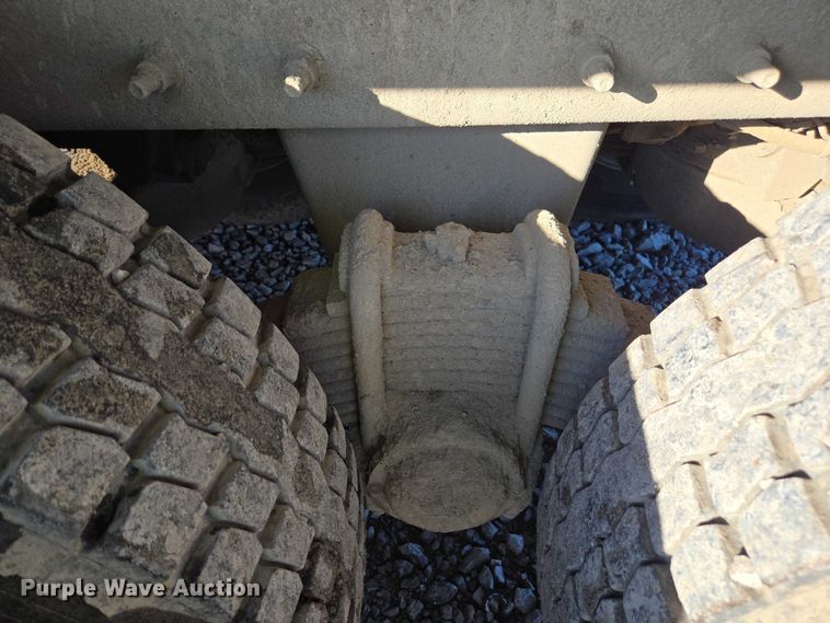 image for item YA1742 2020 Mack Granite GR64F dump truck