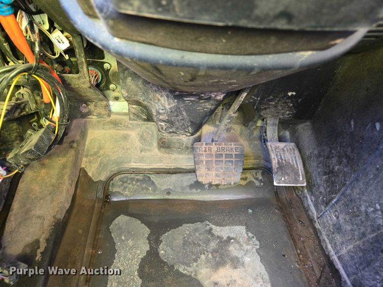 image for item YA1742 2020 Mack Granite GR64F dump truck
