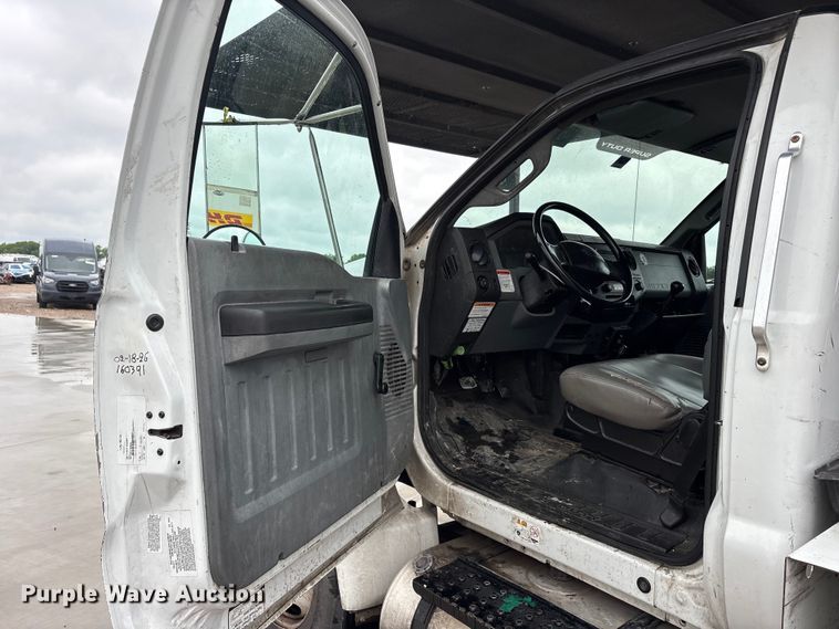 image for item YA2806 2015 Ford F750 Super Duty forestry bucket truck