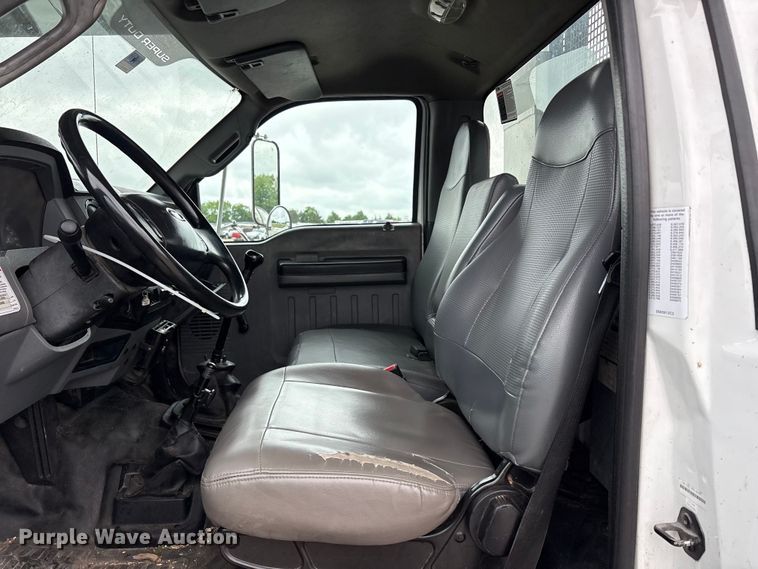 image for item YA2806 2015 Ford F750 Super Duty forestry bucket truck