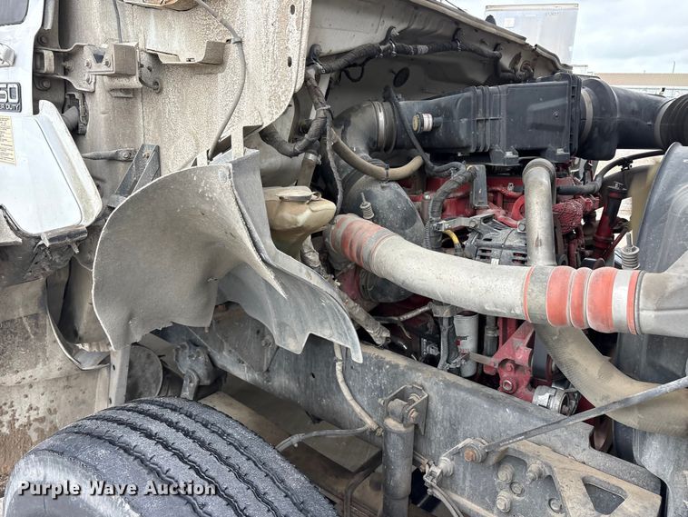 image for item YA2806 2015 Ford F750 Super Duty forestry bucket truck
