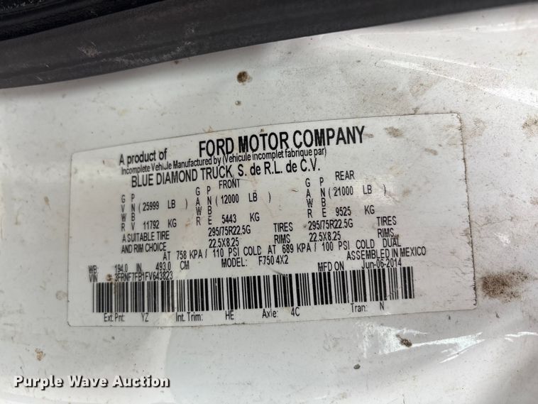 image for item YA2806 2015 Ford F750 Super Duty forestry bucket truck