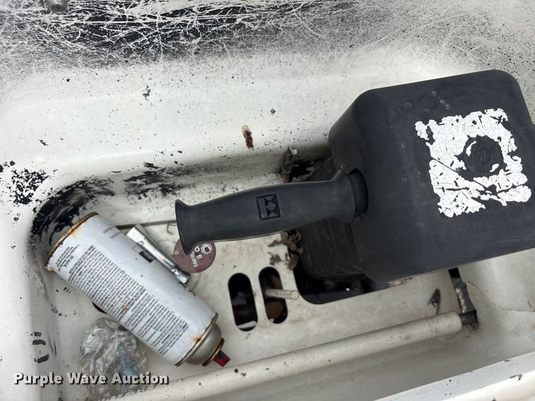 image for item YA2808 2017 Ford F750  forestry bucket truck