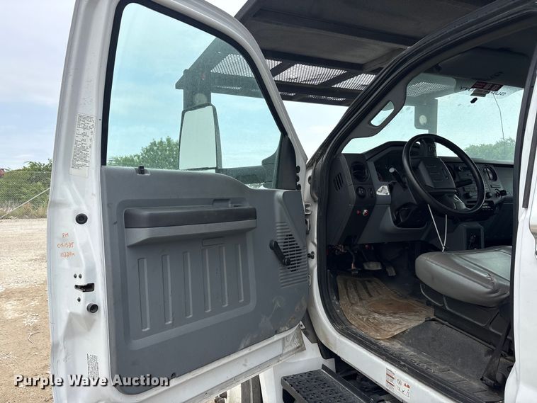 image for item YA2808 2017 Ford F750  forestry bucket truck