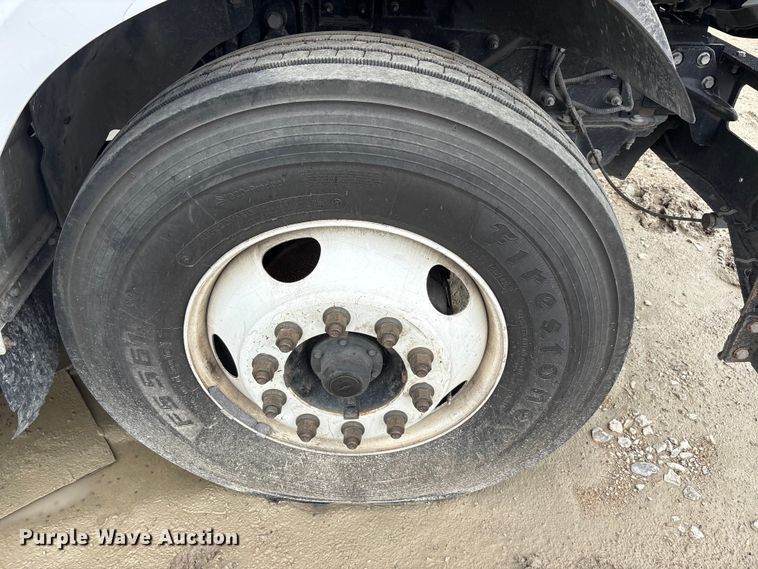 image for item YA2808 2017 Ford F750  forestry bucket truck