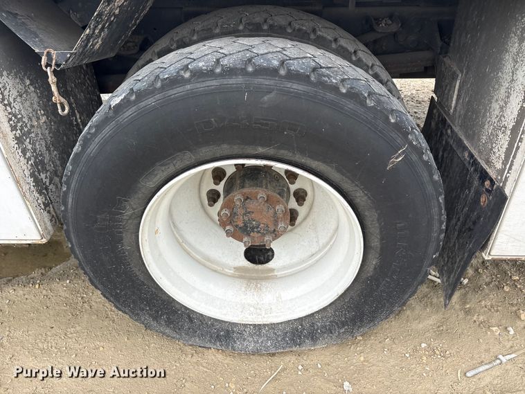 image for item YA2808 2017 Ford F750  forestry bucket truck