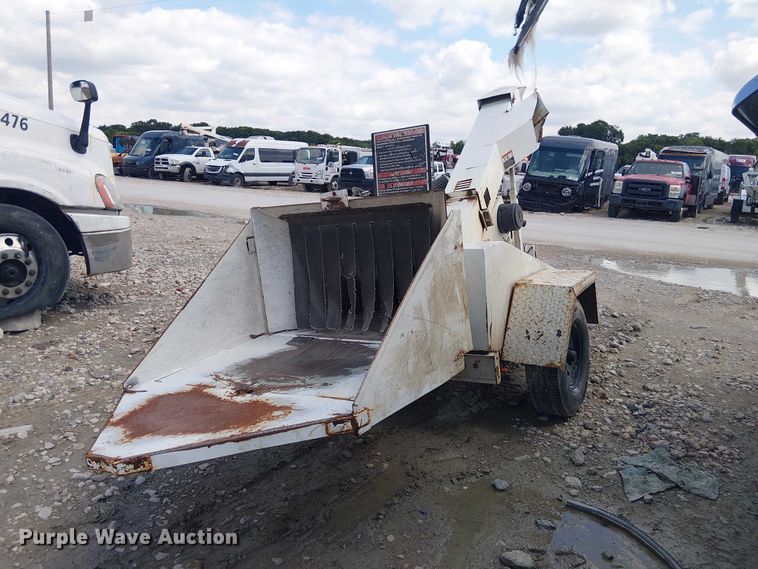 image for item YA2821 2009 Altec WC-126 wood chipper