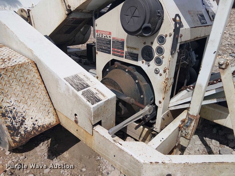 image for item YA2821 2009 Altec WC-126 wood chipper