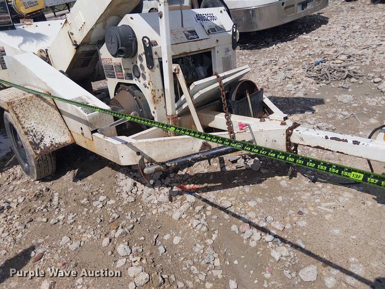 image for item YA2821 2009 Altec WC-126 wood chipper