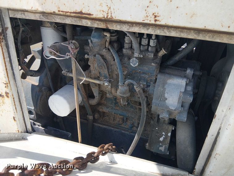 image for item YA2821 2009 Altec WC-126 wood chipper