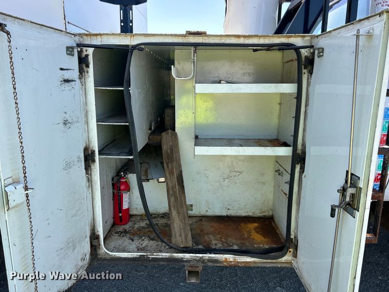 image for item YA2823 2015 Ford F750 Super Duty forestry bucket truck
